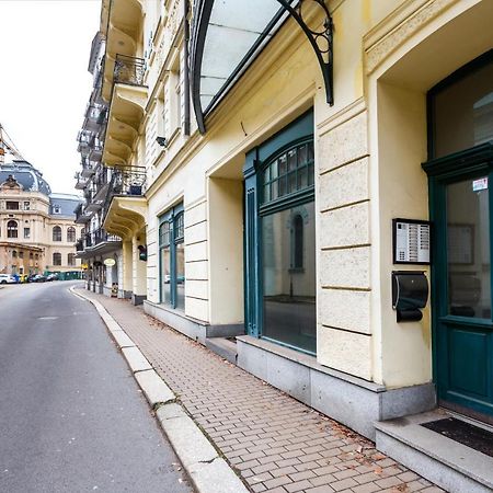 Apartma Linda 1880 Κάρλοβι Βάρι Εξωτερικό φωτογραφία