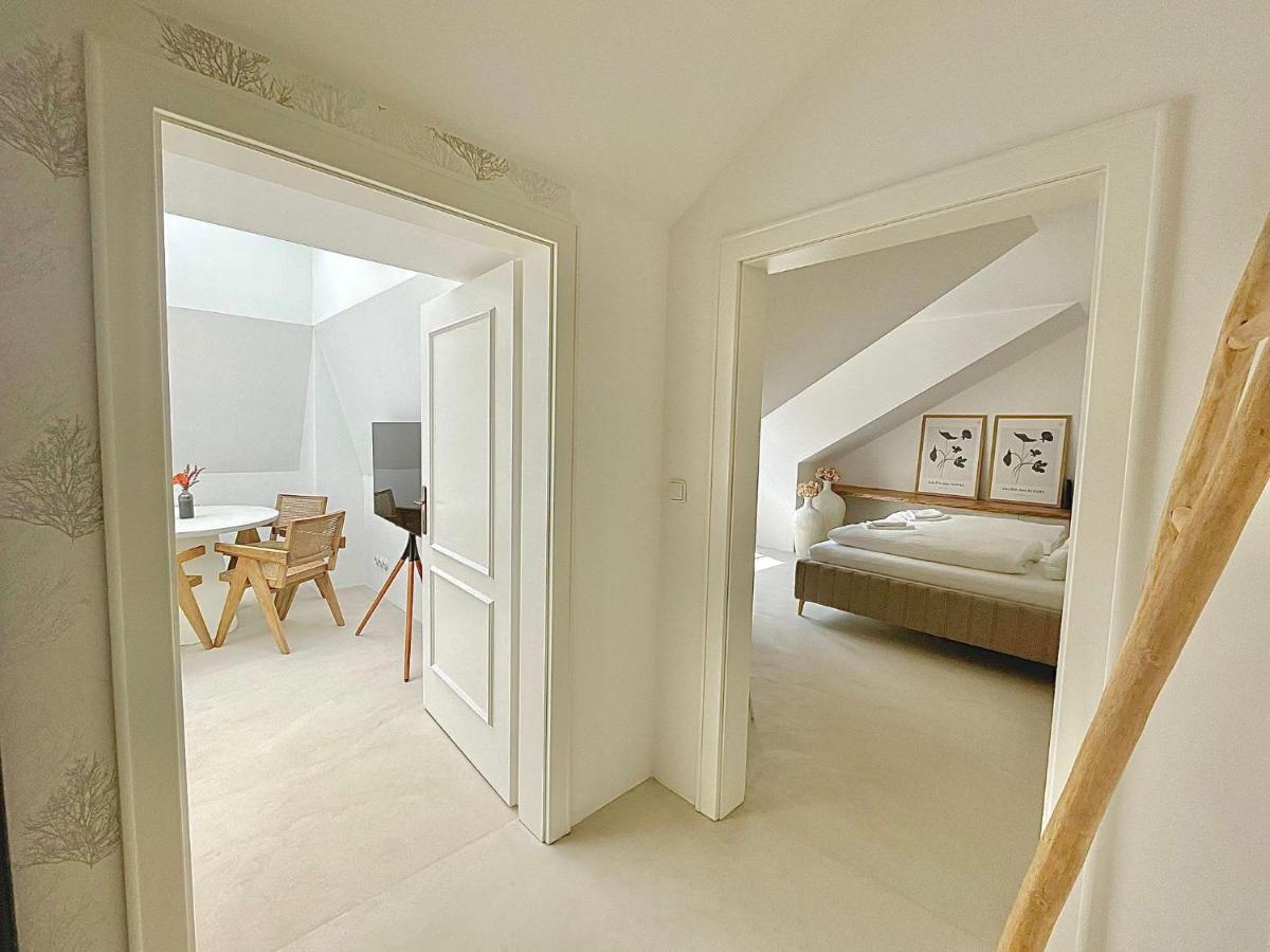 Apartma Linda 1880 Κάρλοβι Βάρι Εξωτερικό φωτογραφία